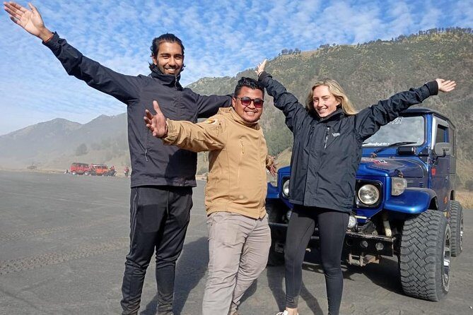 Mount Bromo Private Sunrise Tour - From Surabaya (23:30-13:00) - What the Tour Includes and Excludes