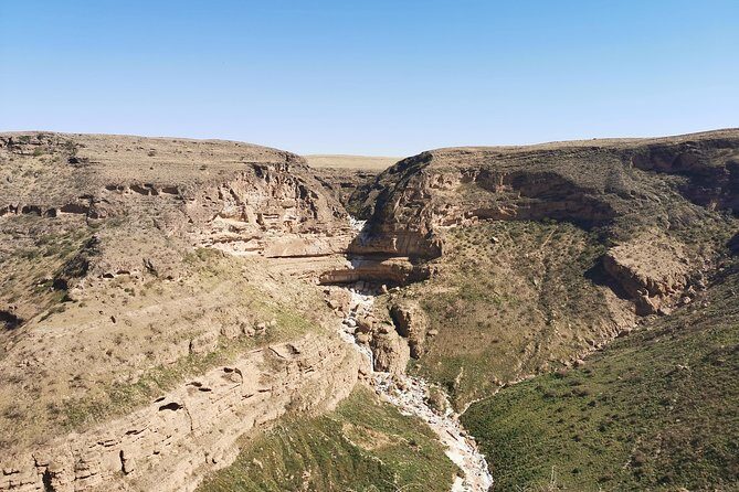 Mountain Tour - Darbat falls, Jebel Samhan, sinkholes, baobabs - Practical Details and Tips