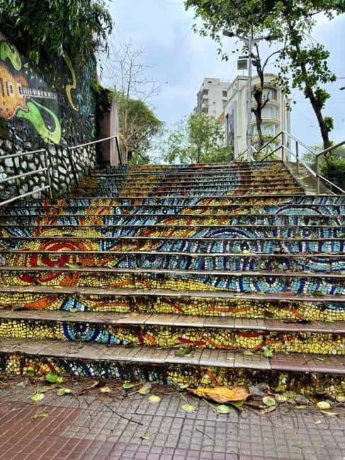 Mumbai: 2-Hour Guided Bandra Walking Tour - Who Should Consider This Tour?