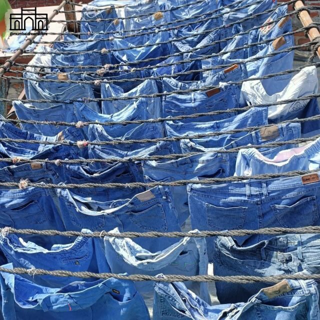 Mumbai: Dhobi Ghat Tour with Dharavi and Train Ride Options - The Reality of the Tour Experience
