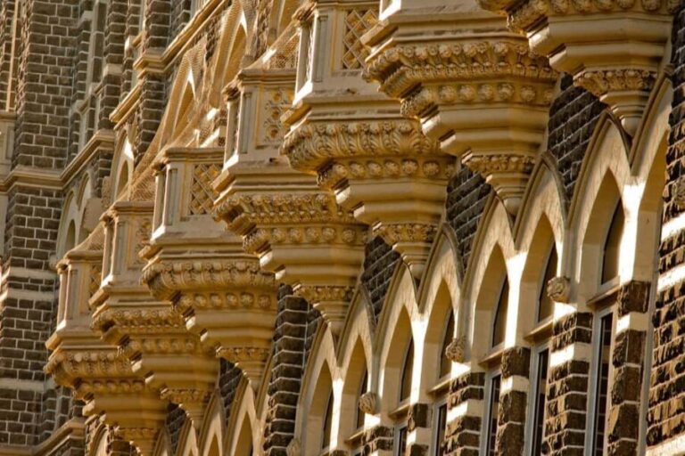 Mumbai Half Day City Sightseeing Tour with Car and Guide - The Experience of a Guided Private Tour