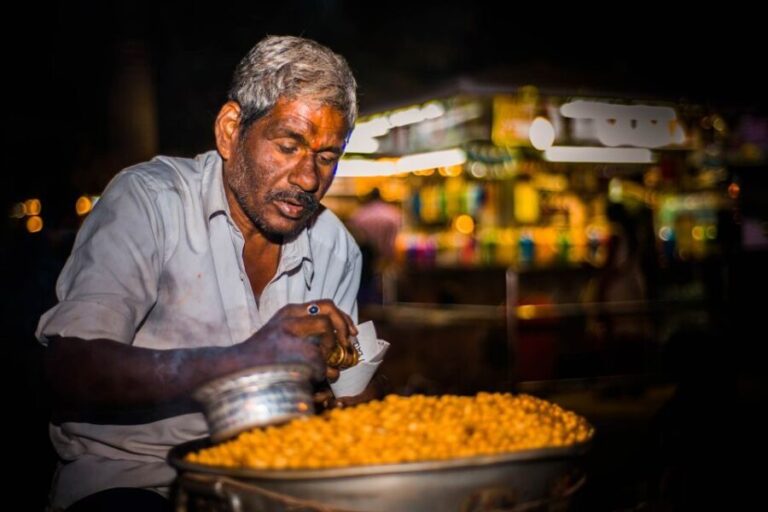 Mumbai: Private Night Tour - The Itinerary: A Closer Look