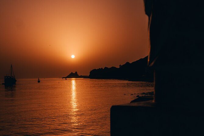 Muscat by Night Sightseeing Tour - Transportation and Group Size