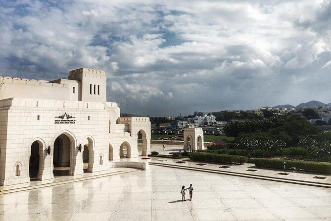 Muscat City & Wadi Shab Full-Day Adventure - Who Should Consider This Tour?