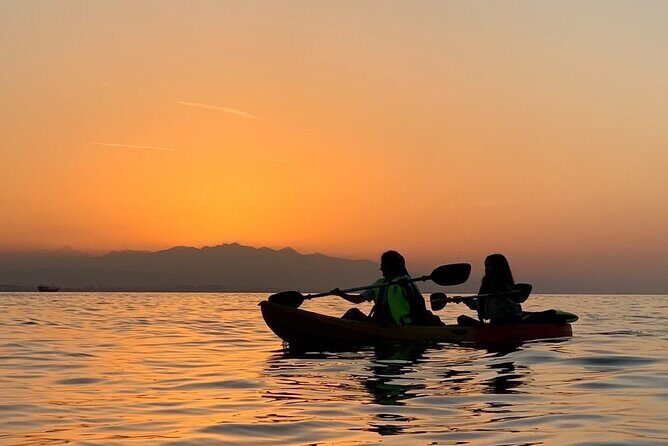 Muscat Sunset Kayak - Safety and Flexibility