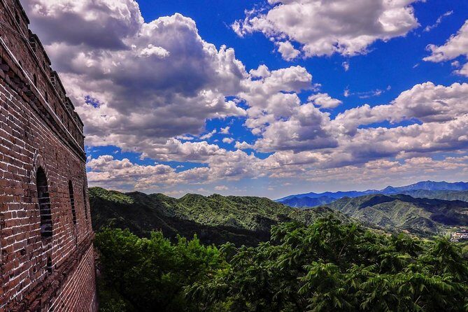 Mutianyu Great Wall Private VIP Tour with Peak Restaurant Dining and Cable Car - Authentic Insights from Travelers