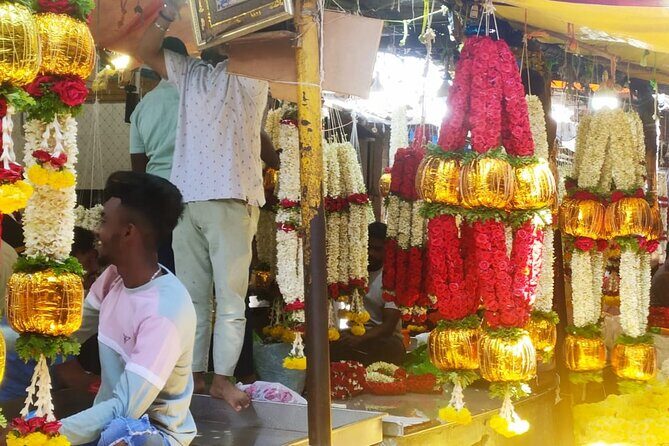 Mysore Palace + Jaganmohana Art Gallery + Devaraja Market = Mysore Heritage Walk - Practical Tips & Insights
