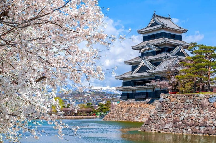 Nagano: private Tour with Snow Monkey Park & Zenko-ji Temple - What’s Included and What’s Not