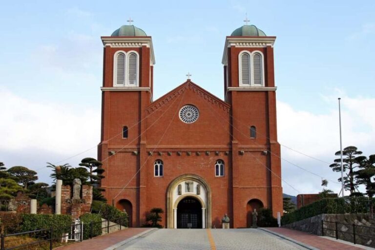 Nagasaki: Private Tour with Peace Park & Street Food - What You Can Expect from the Tour