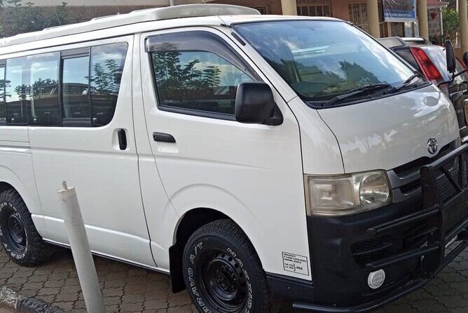 Nairobi Airport Transfers to City Hotels or Wilson Airport - A closer look at the experience