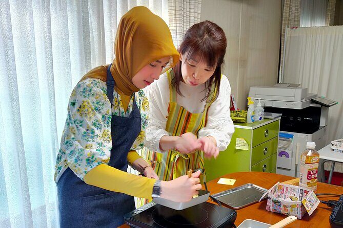 Near Fushimiinari: Kyoto Home Cooking Class & Supermarket tour - Exploring the Tour: Step by Step