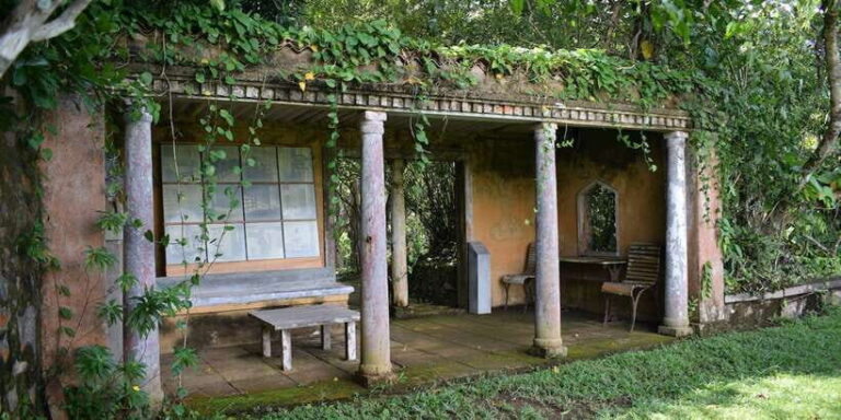Negombo/Colombo: Bawa's Estate & Brief Garden Private Tour - The Value of This Experience
