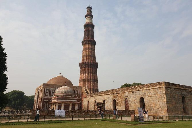 New Delhi and Old Delhi Private Tour 4-8 Hours - Customizable - The Authenticity and Value