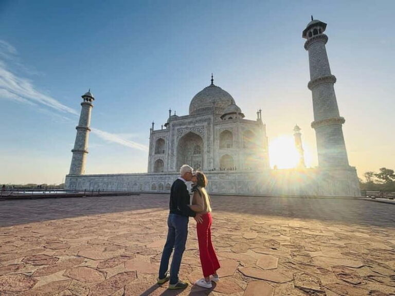 New Delhi: Luxury Taj Mahal Tour with Private Tour By Car - What’s Included?