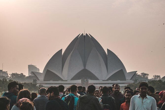 New Delhi Private City Day Tour with Guide Including Pick & Drop - Who Will Love This Tour?