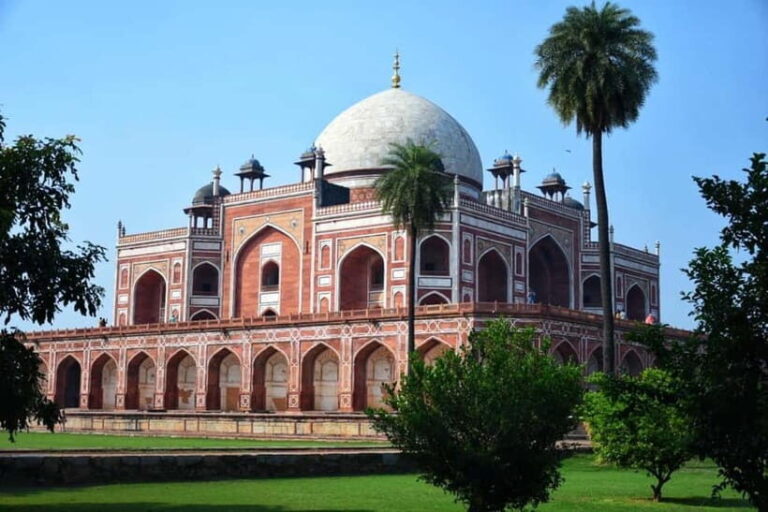 New Delhi Stopover Experience - The Practicalities: Transportation, Guides, and Comfort