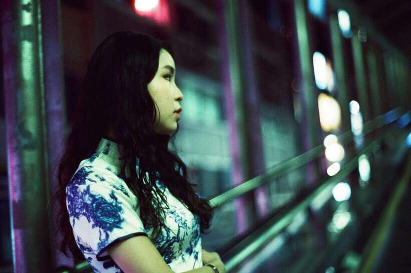 Night Photoshoot in Hong Kong: Cinematic, Moody, Personal - Who Should Consider This Photoshoot?