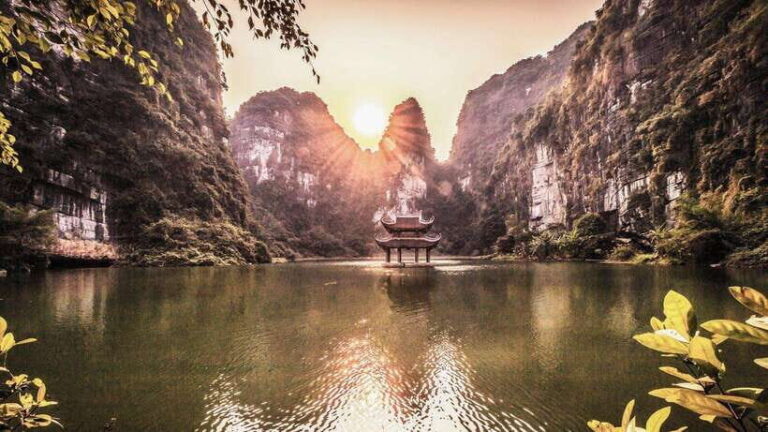 Ninh Binh: Bai Dinh, Trang An, Mua Cave Day Tour from Ha Noi - A Closer Look at the Itinerary