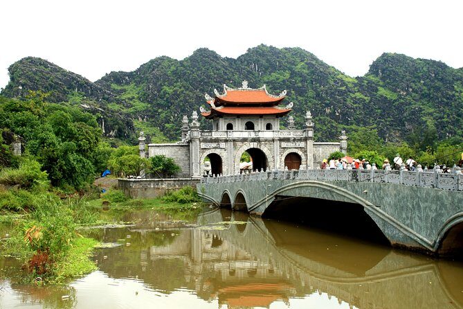 Ninh Binh Full Day Tour from Hanoi : Hoa Lu Tam Coc Mua Cave : Boat & Biking - Who is This Tour Best For?