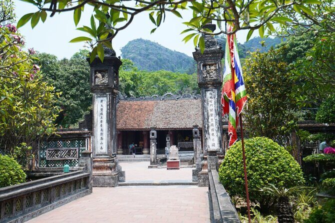 Ninh Binh Full Day Tour with Hoa Lu, Tam Coc and Mua Cave - Who Will Love This Tour?