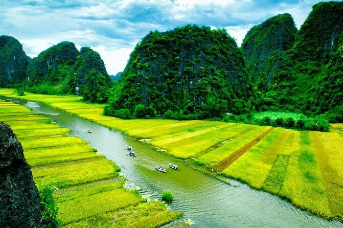 Ninh Binh Small Group 1 Day Tour: Hoa Lu, Tam Coc, and Mua Cave - Who Will Enjoy This Tour?