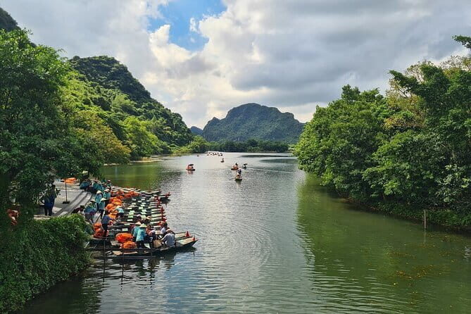 Ninh Binh Trang An Bai Dinh and Mua Cave Trip From Hanoi - Transportation and Practical Details