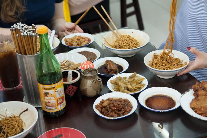 Off-beaten Route: Shanghai Old Town Discovery&Street Food Tasting - Considerations and Tips