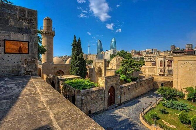 Old and Modern Baku City Private Tour - What’s Included and What’s Not