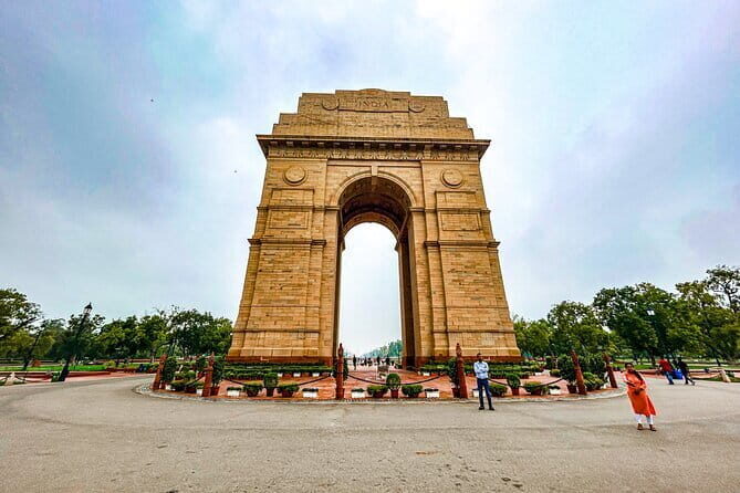 Old and New Delhi Delights Food, Culture and Heritage Tour - Highlights of the Itinerary