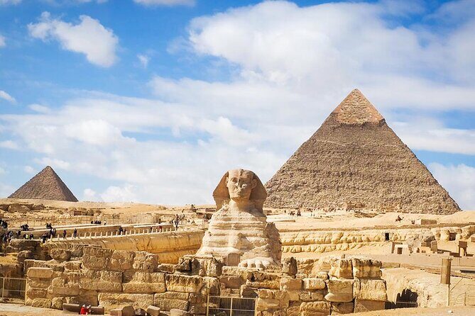 Old Cairo and Pyramids in Giza - Old Cairo: A Dive into Religious and Cultural Heritage