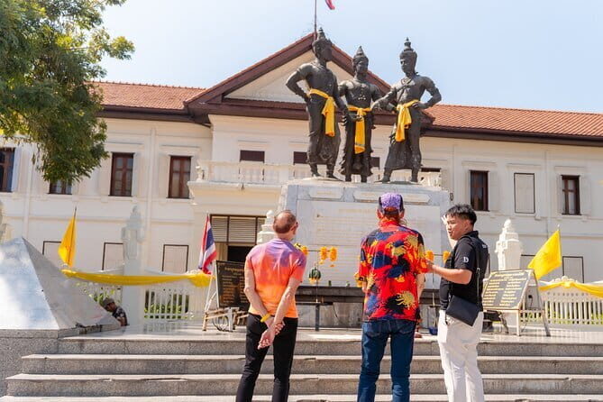 Old Town History and Culture Walking Tour at Chiang Mai - The Itinerary in Detail
