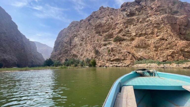 Oman: Wadi Shab, Bimmah Sinkhole, and Fins Beach Camping - Exploring the Bimmah Sinkhole