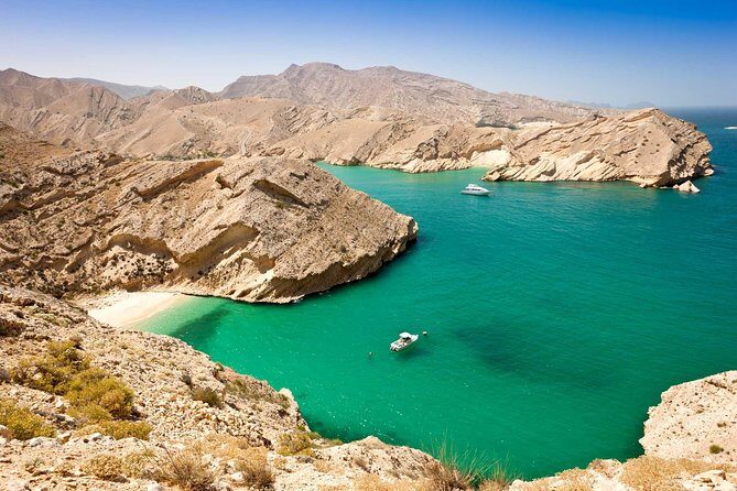 Omani dhow:Coastal and Sunset Cruise - The Choppy Waters Caveat