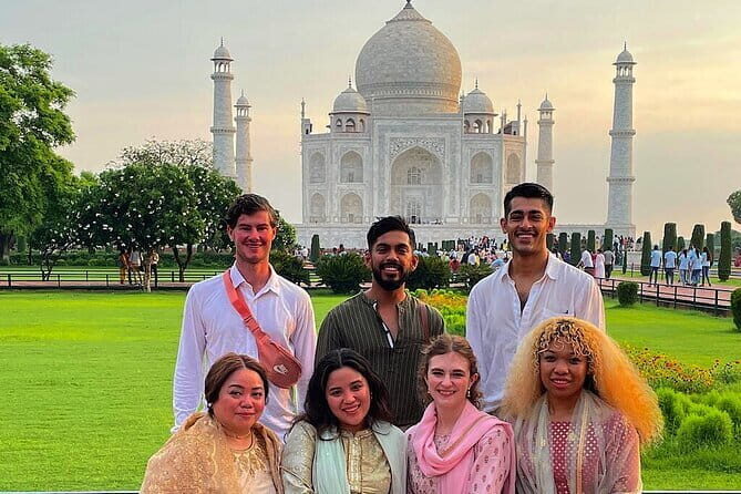 One-Day Private Taj Mahal Tour From Mumbai - Detailed Tour Breakdown: What to Expect