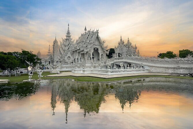 One Day Tour Chiang Rai(White Temple , Blue Temple, Black House) Private Tour - An In-Depth Look at the Tour Experience