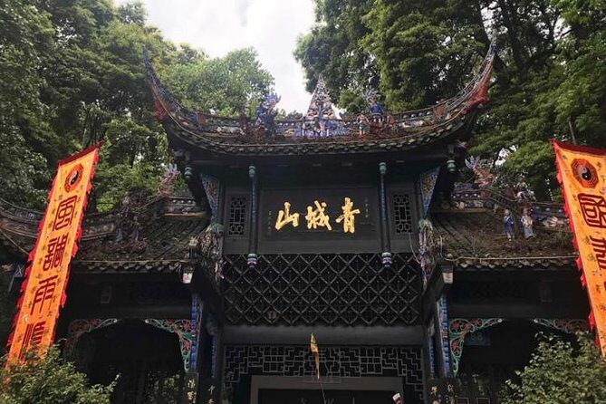One Day Trip to Dujiangyan Irrigation System & Mount QingCheng Tour - Authentic Experiences and Practical Insights