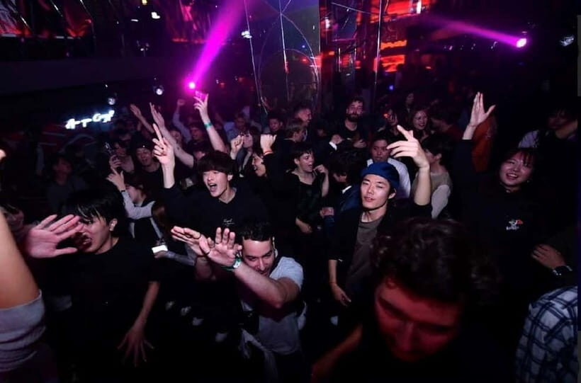 Osaka: CHEVAL All-You-Can-Drink Ticket & VIP(For Foreign) - How the Experience Adds Value