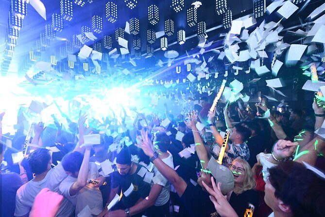 Osaka Dotonbori: Giraffe Nightclub VIP Package(For Foreign) - How the Cost Stacks Up