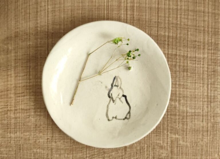 Osaka: Private Ceramic Painting Workshop - Who Should Consider This Experience?