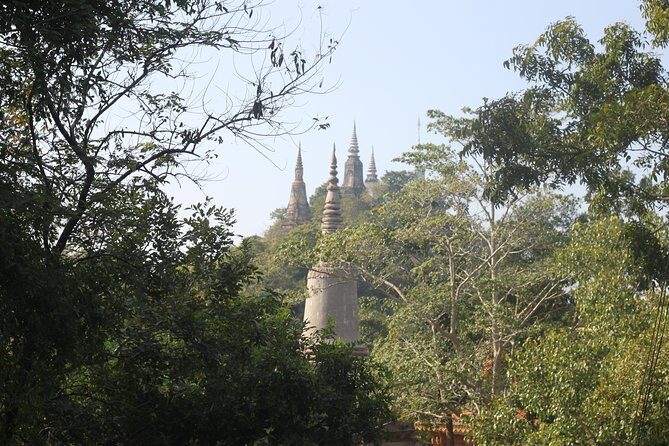 Oudong Mountain And Floating Village Cycle Tour - Who Will Enjoy This Tour?