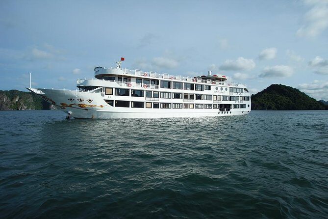 Overnight Halong Bay Cruise on the Starlight - Who Will Love This Cruise?