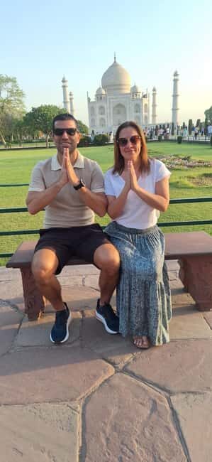 Overnight Taj Mahal and Agra fort tour from Ahmedabad - What Travelers Say