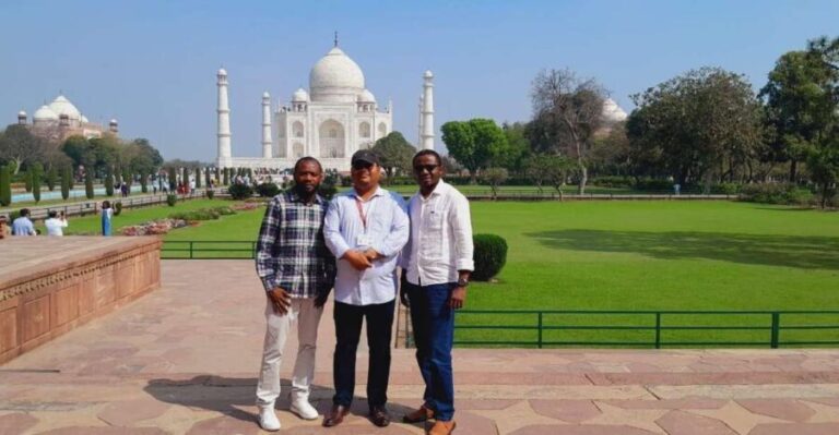 Overnight Taj Mahal Tour from Mumbai with Delhi Sightseeing - What Makes This Tour Stand Out