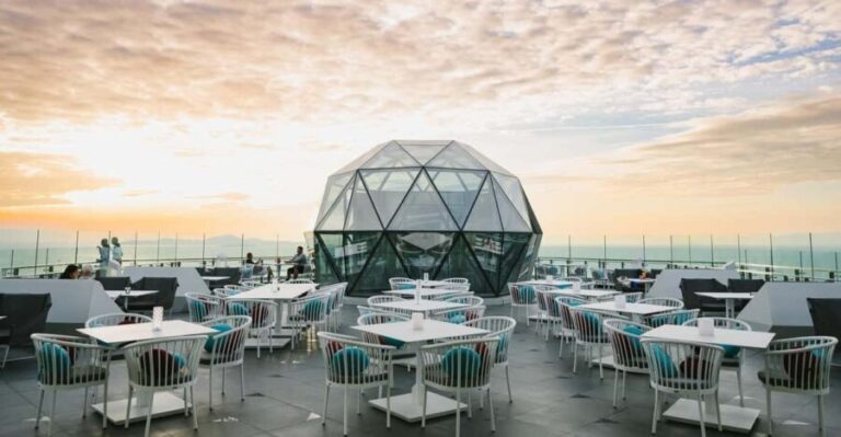 Pattaya: The Sky 32 at Grande CentrePoint Hotel - The Menu: A Fusion of Flavors