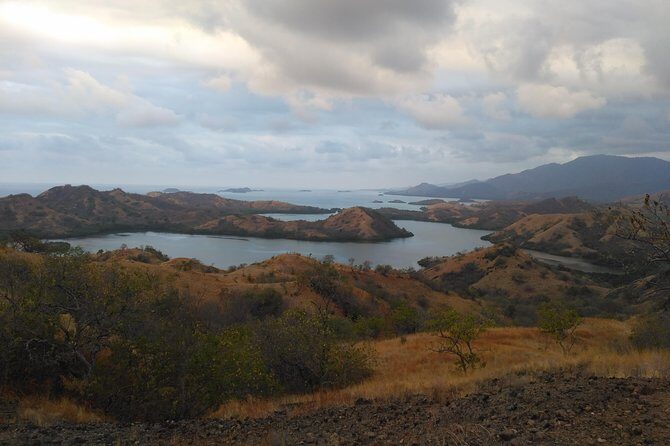 Pauls Flores Tour Labuan Bajo to Ende Flores Land Tour inland by Car 6 Days - The Sum Up