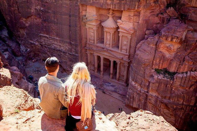 Petra 1-Day Tour from Jerusalem with FREE Authentic Lunch - Exploring Petra: The Heart of the Tour