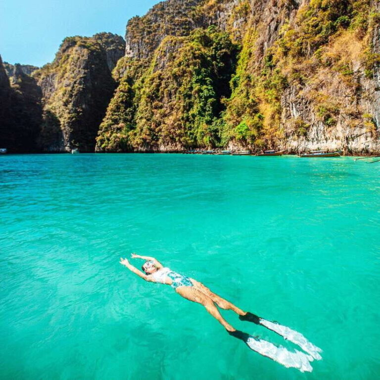 Phi Phi Island Highlights: Cruise, Snorkel & Buffet Lunch - The Experience and Its Value