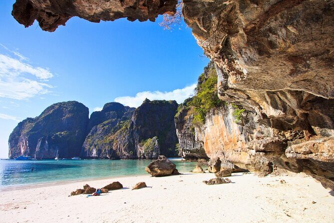 Phi Phi , Khai & Maya : Unforgettable Island Hopping by Speedboat - The Logistics and Value