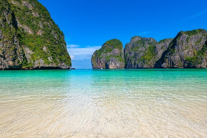Phi Phi One Day Tour by Speed Boat (from Ao Nang, Krabi) - Guides and Atmosphere