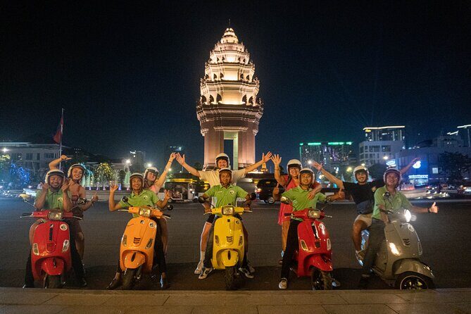 Phnom Penh Evening Foodie Vespa Tour - Key Points